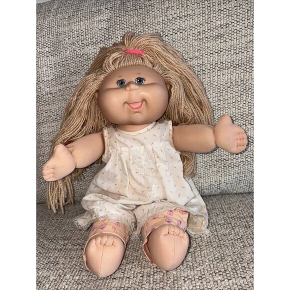 Cabbage Patch Kids Other - Cabbagepatch Kids Vintage 1980s Vintage Toy “Lulu” w/clothes & Hello Kitty Charm